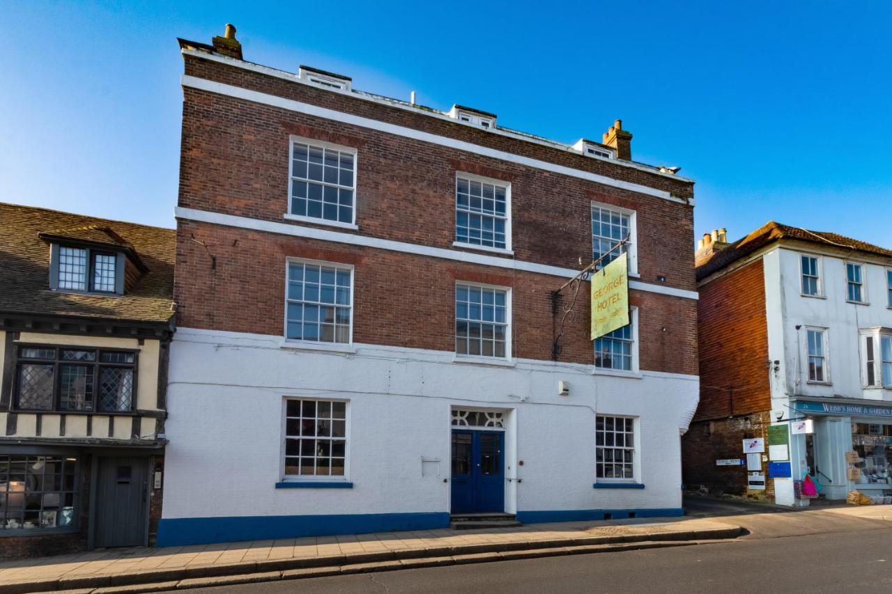 The George Hotel Battle Luaran gambar