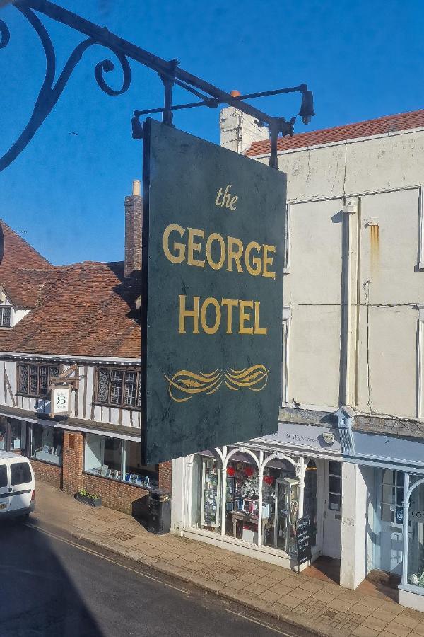 The George Hotel Battle Luaran gambar